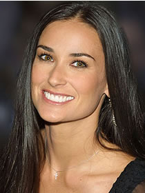 Mulheres Fortes em Papéis Icônicos: De 'Ghost' a 'Striptease' - inspiração 1