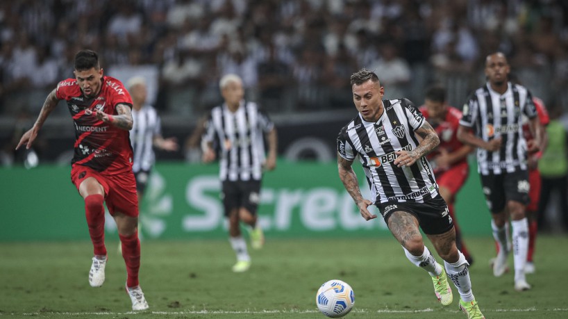 Diferenças entre Transmissões Legais e Piratas: Cuidados Necessários - inspiração 1