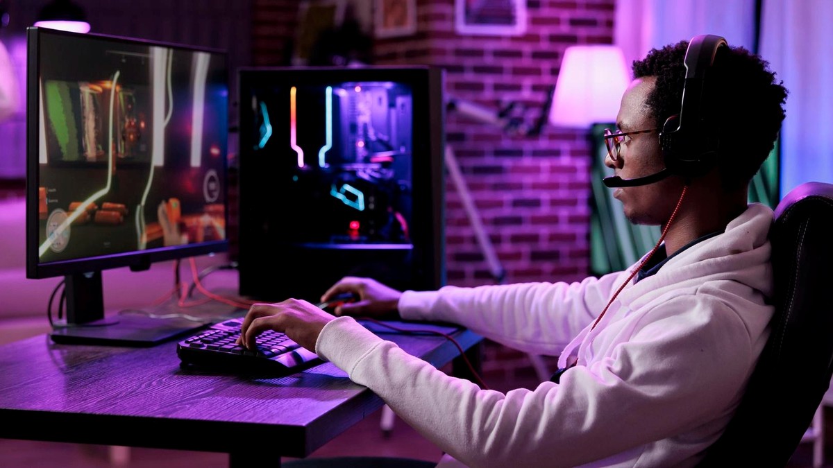 Fonte de Alimentação: Estabilidade e Segurança para Seu PC - inspiração 1