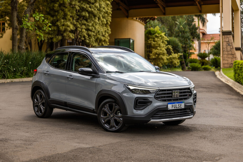 carro híbrido mais barato