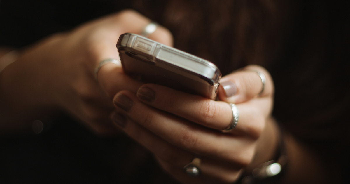 celular desligando sozinho