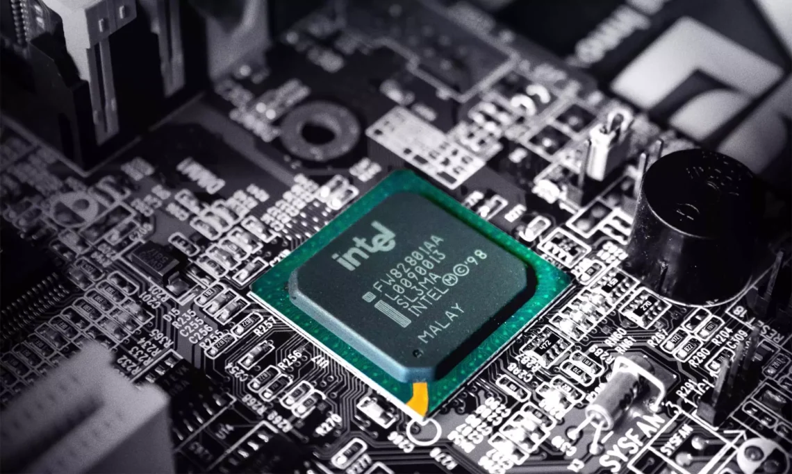 Desvendando os Chipsets AMD X870E e X870: Performance e Conectividade
