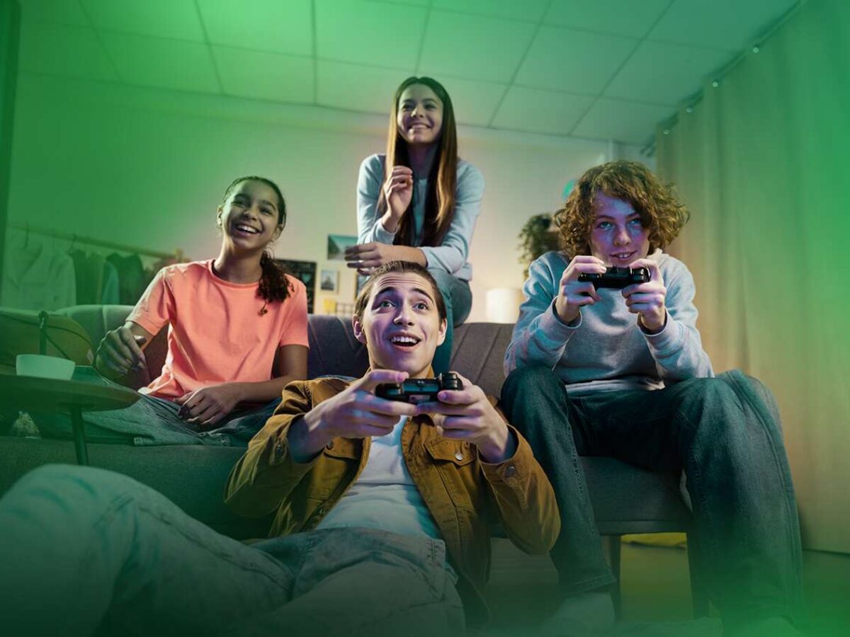 1. Guia Completo de Veículos em GTA 5: Todos os Códigos
2. Desbloqueie Todas as Armas em GTA 5: Códigos Essenciais
3. Invencibilidade e Vida Infinita: Os Segredos de GTA 5
4. Efeitos Especiais em GTA 5: Gravidade da Lua e Super Pulo
5. Como Usar o Celular para Ativar Códigos em GTA 5