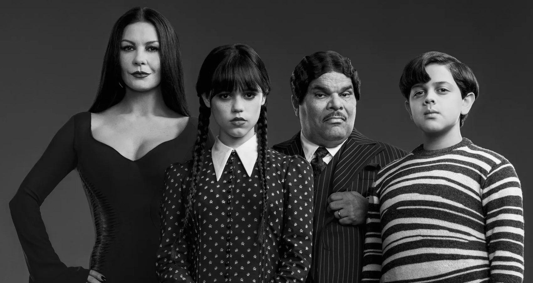 1. Quem é quem na Família Addams: Um guia completo dos personagens.
2. A evolução da Família Addams: Dos quadrinhos à Netflix.
3. Os atores por trás da Família Addams: Diferenças entre as versões.
4. O legado de Charles Addams e a criação da Família Addams.
5. Curiosidades macabras e divertidas sobre a Família Addams.