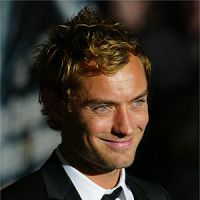 Jude Law: As Séries que Definiram sua Carreira na TV