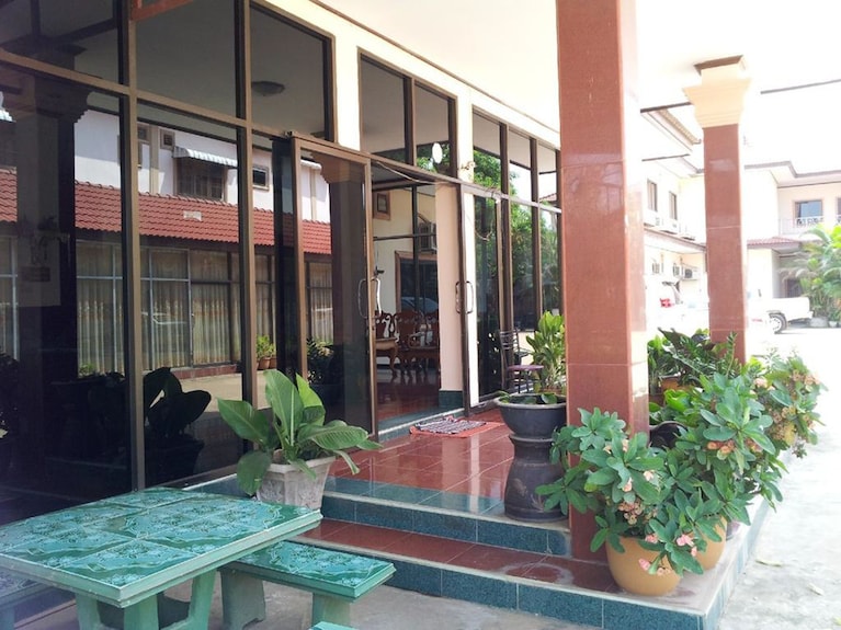 Guia completo de hospedagem gratuita para ONGs