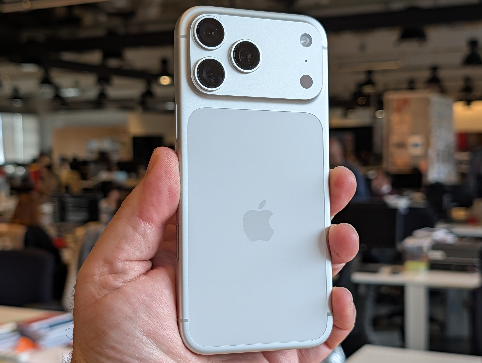 iphone 17 vs iphone 17 pro cores