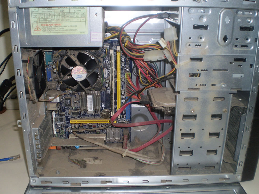 Álcool Isopropílico: O Guia Definitivo para Limpeza de Eletrônicos