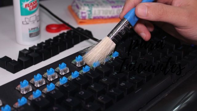 Problemas Comuns em Teclados Mecânicos e Como Resolvê-los (Double Click