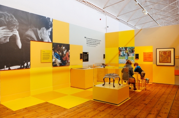 5 ideias de títulos:
1. O Processador Essencial para Designers de Exposições
2. Guia Completo: Escolhendo o PC Ideal para Expografia
3. Renderização 3D em Museus: Qual CPU Escolher?
4. De 2D a 3D: O Hardware que Transforma o Design de Exposições
5. Otimizando seu Fluxo de Trabalho: Processadores para Designers de Museus