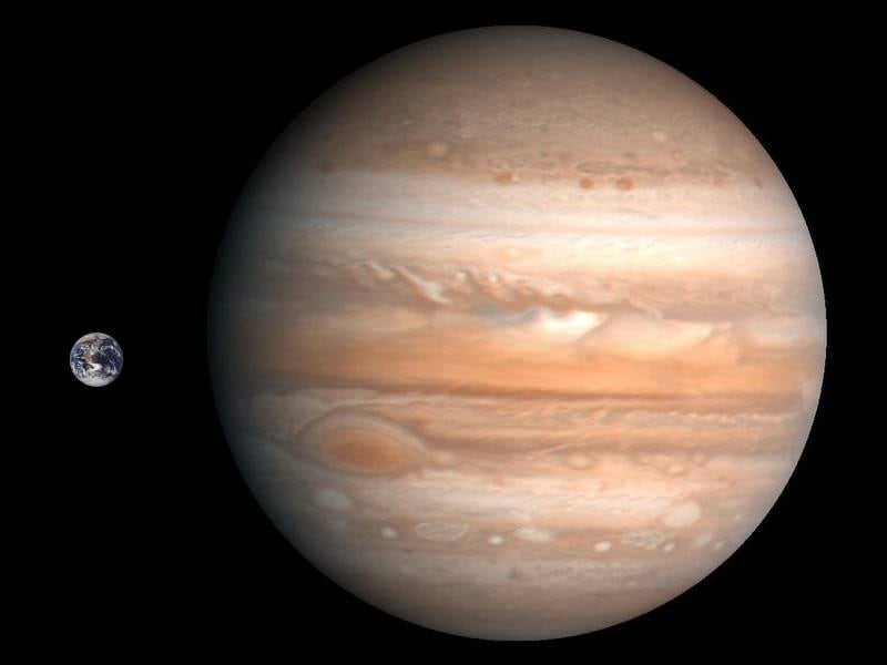 Júpiter vs. Saturno: Qual Gigante Gasoso é Mais Impressionante?