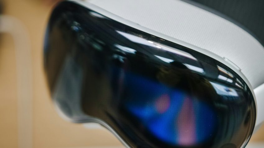 Guia Completo: Apple Vision Pro vs. Meta Quest 4