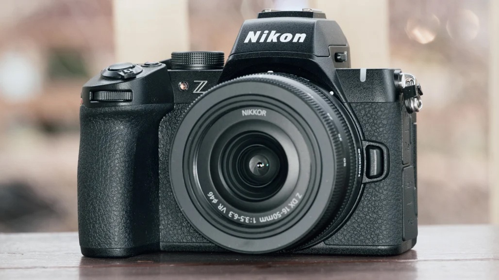 Guia Completo: Como Escolher a Câmera Mirrorless Ideal para Você em 2026