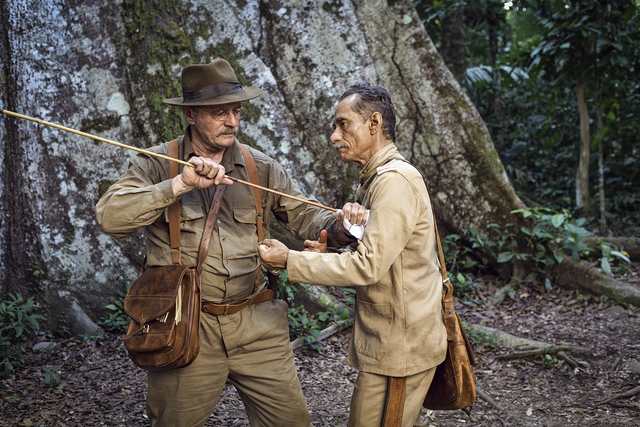 Personagens e Reviravoltas; Quem é Sonia em A Hóspede? O segredo por trás da personagem; A Hóspede: O que esperar da 2ª temporada?; Entrevista com o elenco de A Hóspede: Bastidores e curiosidades; A Hóspede vs. outras séries de suspense da Netflix: Uma comparação; O impacto cultural de A Hóspede: O que a série diz sobre relacionamentos?