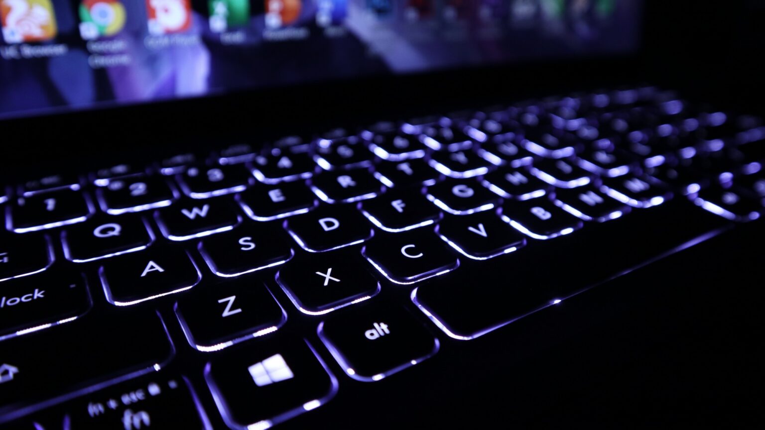 Comparativo: Teclados externos vs. Teclados de notebook